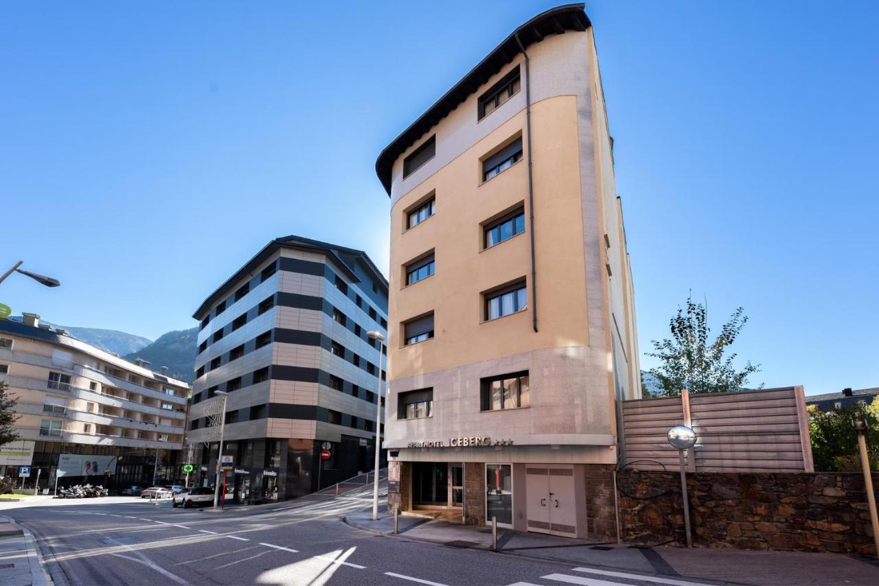 Aparthotel Iceberg Sant Julia de Loria Exterior foto