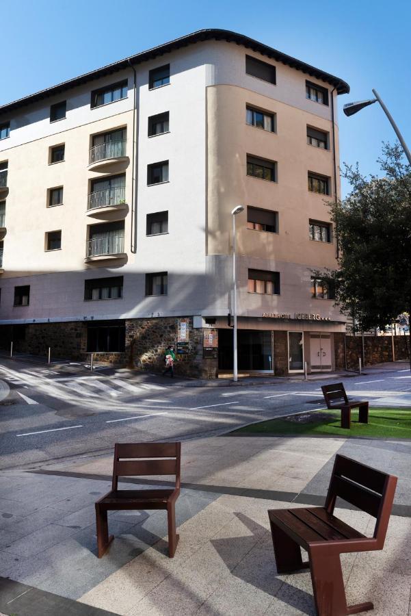 Aparthotel Iceberg Sant Julia de Loria Exterior foto